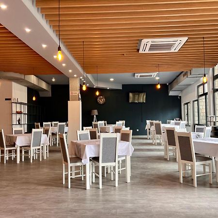 موستار Hotel Nur المظهر الخارجي الصورة