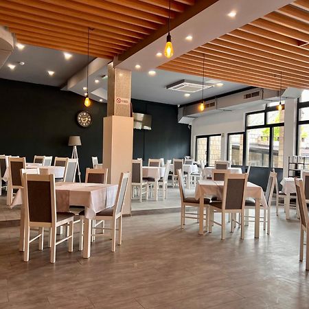 موستار Hotel Nur المظهر الخارجي الصورة