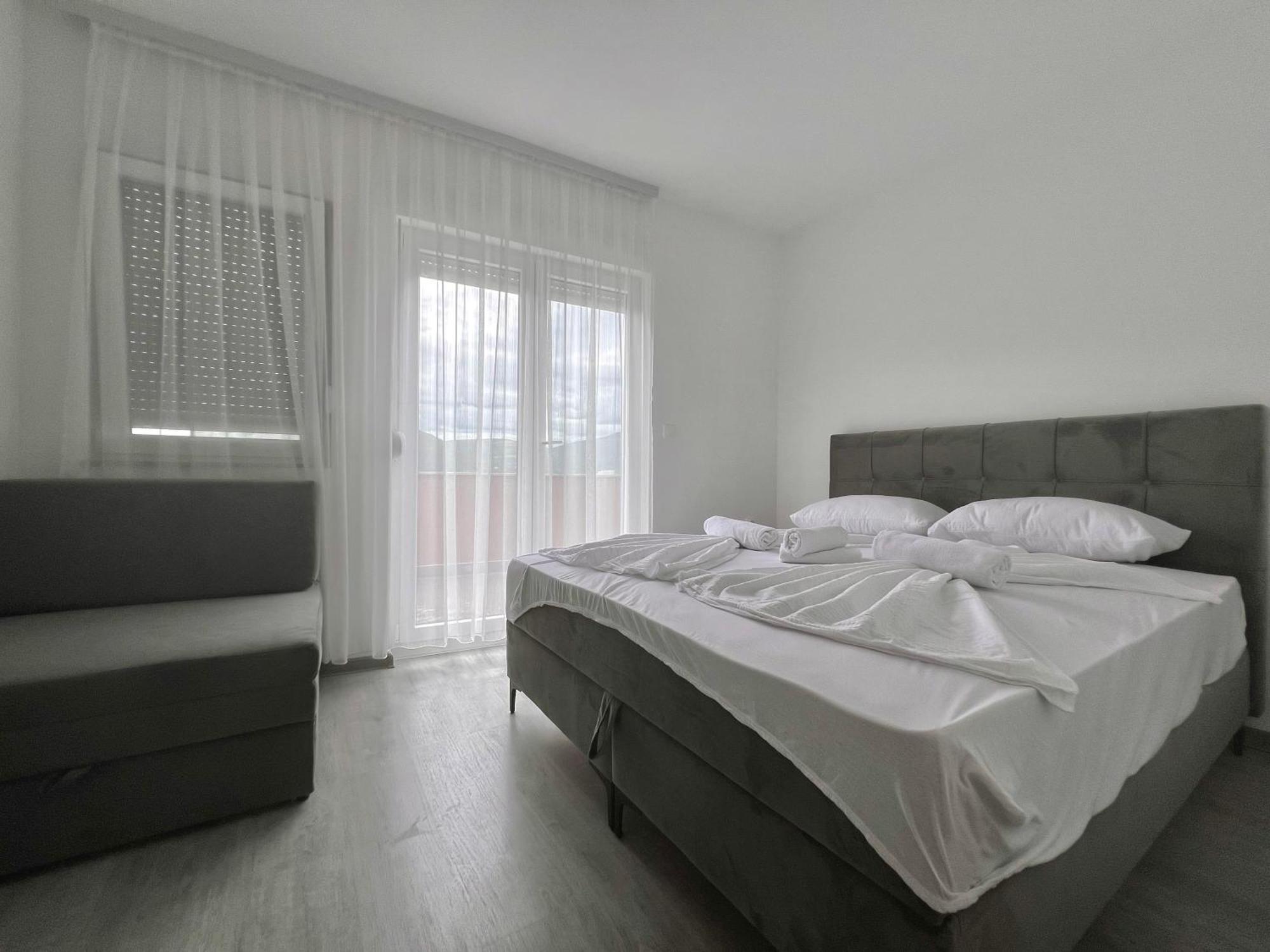 موستار Hotel Nur المظهر الخارجي الصورة