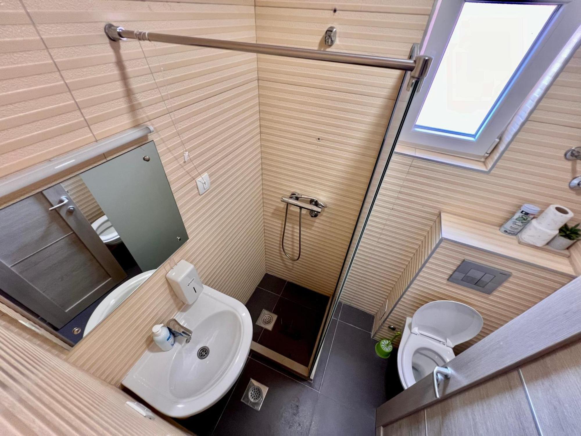 موستار Hotel Nur المظهر الخارجي الصورة