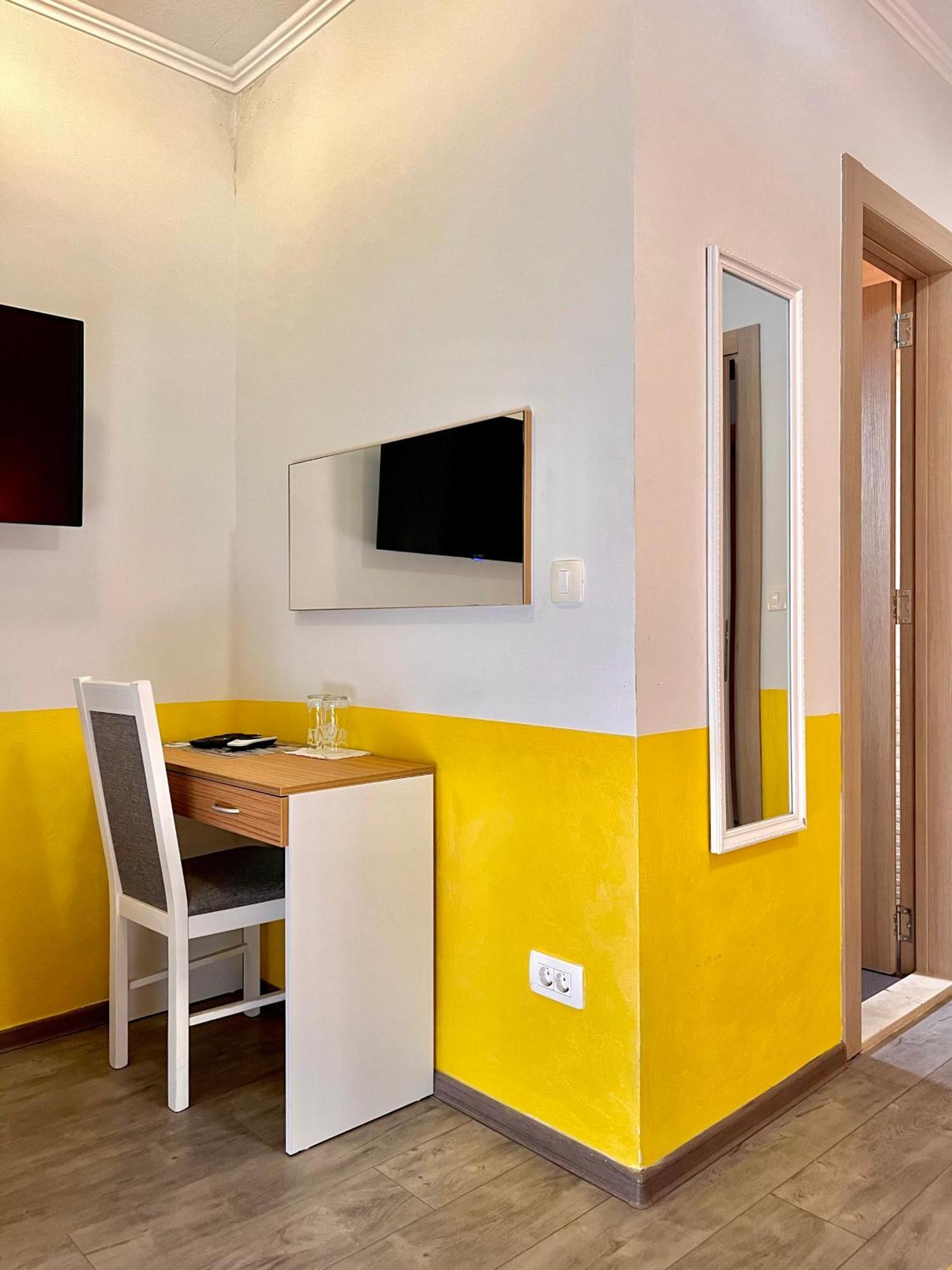 موستار Hotel Nur المظهر الخارجي الصورة
